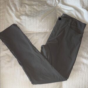 Men's Gray Kenneth Cole Reaction Chelsea Slim Stretch Pants